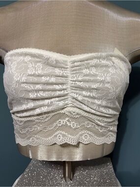Lace Bandeau Bralette - Cream